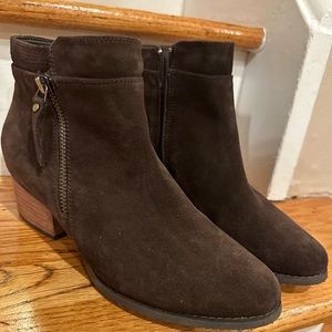 Blondo waterproof boots, women’s size 8.5